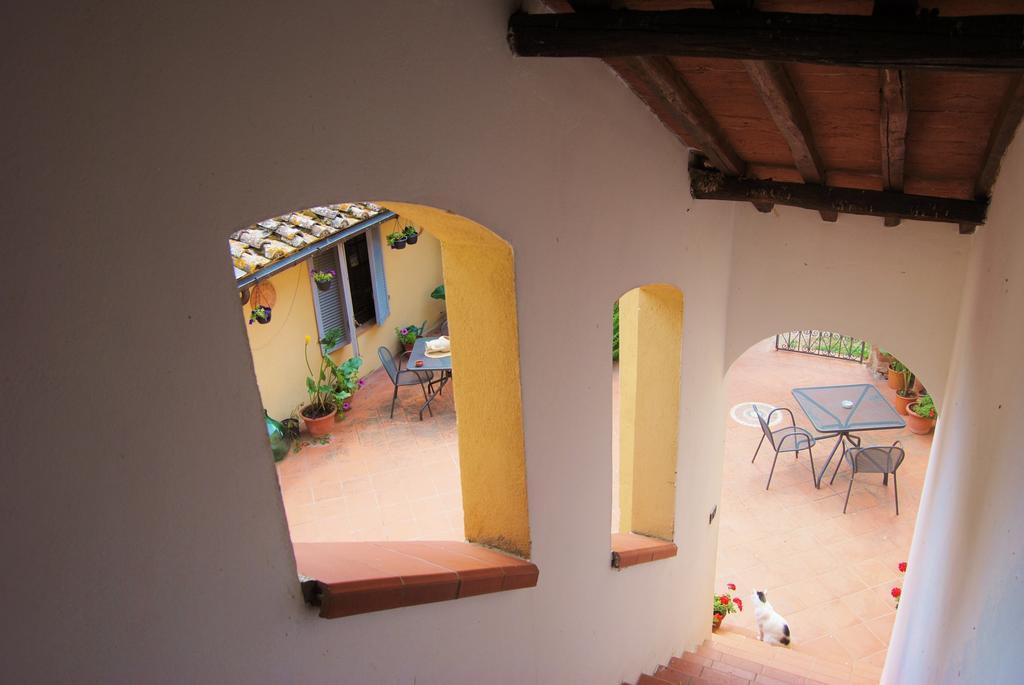 Il Colombaio, Siena -Appartamenti E Camere- Isola d'Arbia Dış mekan fotoğraf