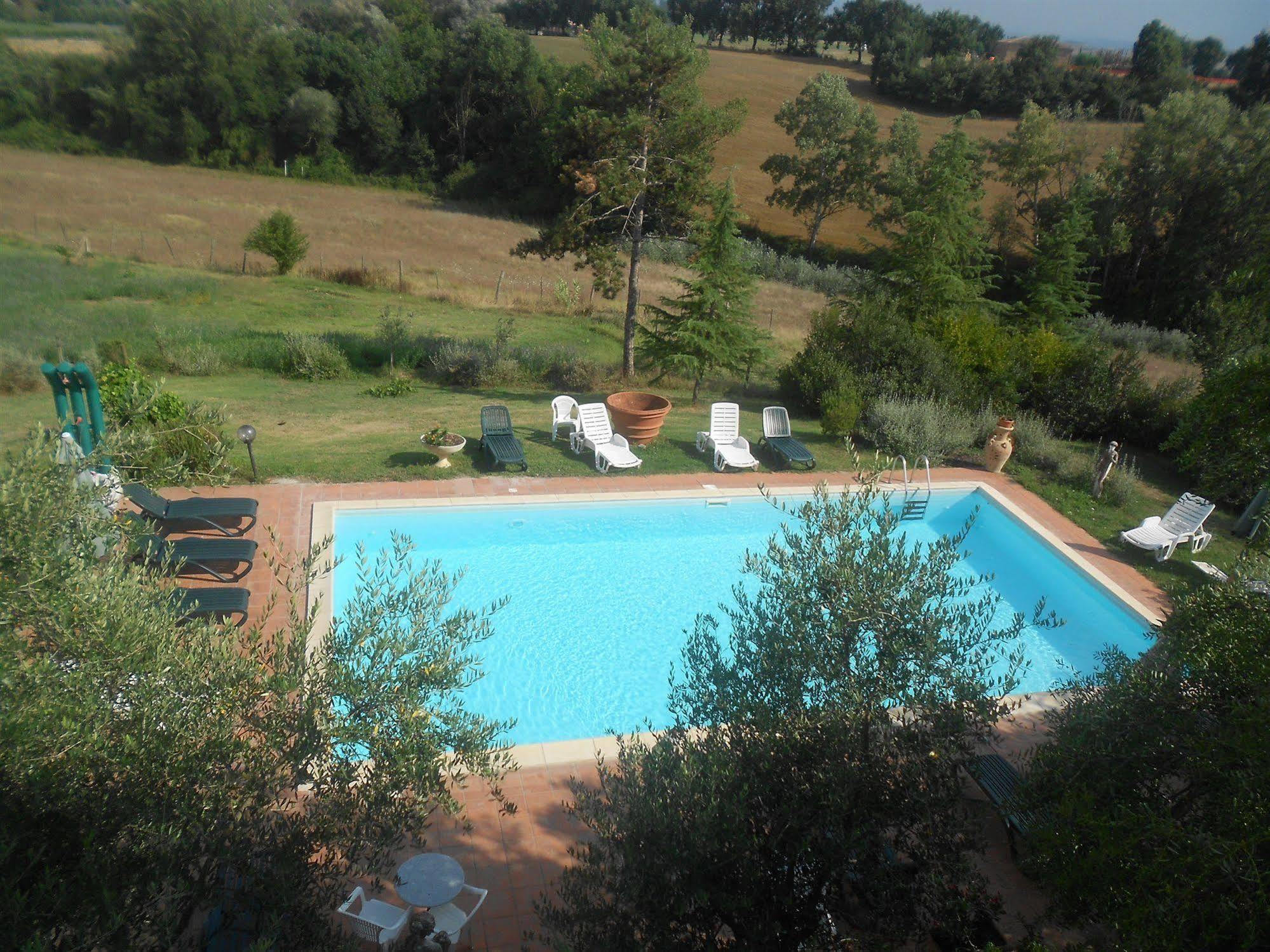 Il Colombaio, Siena -Appartamenti E Camere- Isola d'Arbia Dış mekan fotoğraf
